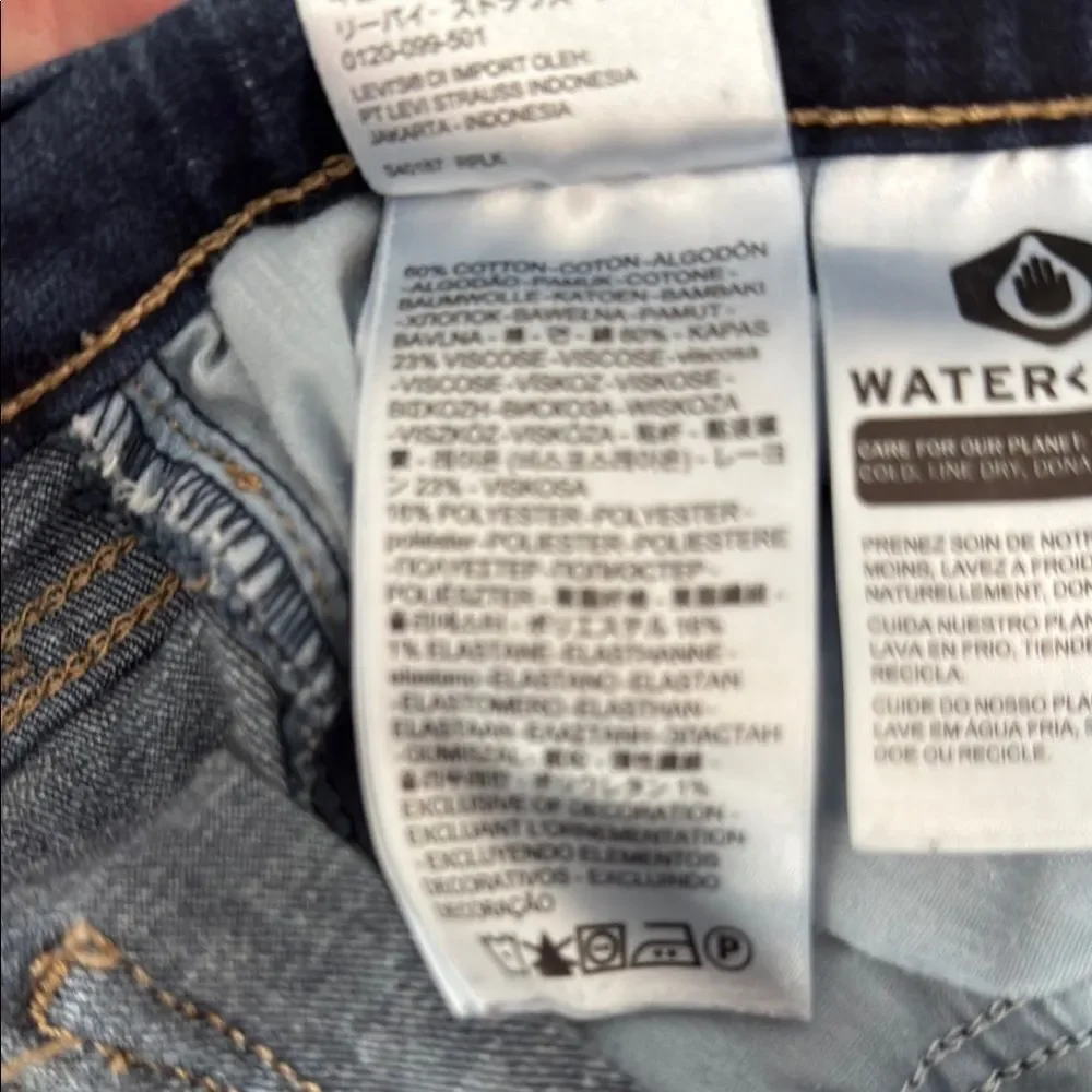 Levi’s Bootcut Jeans Women Size 30 Dark Wash Mid Rise Classic Western